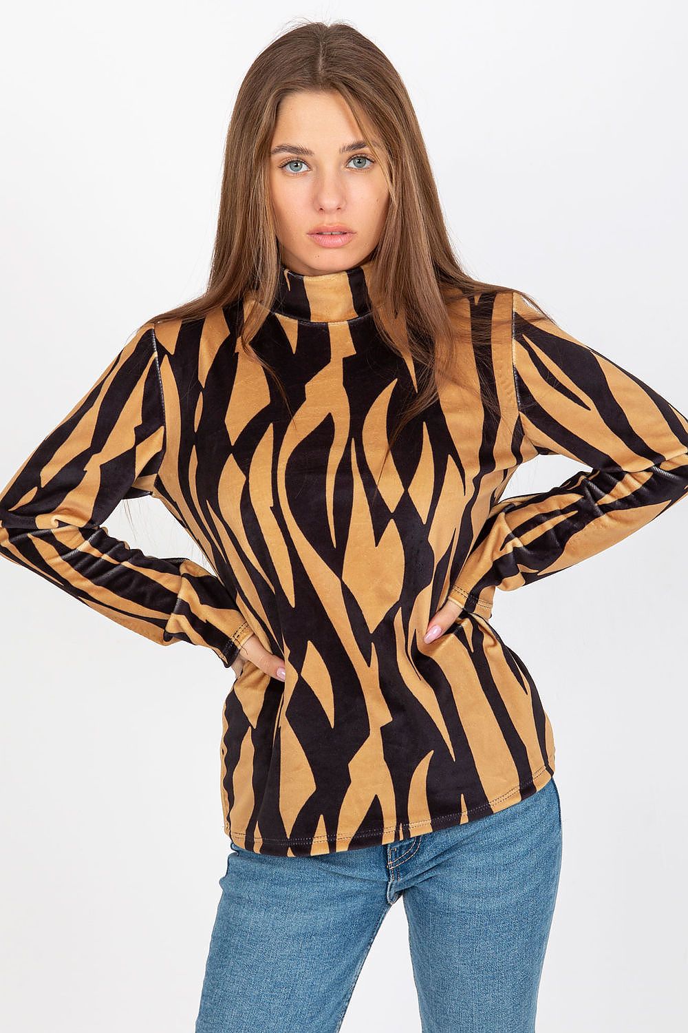 Blouse model 173719